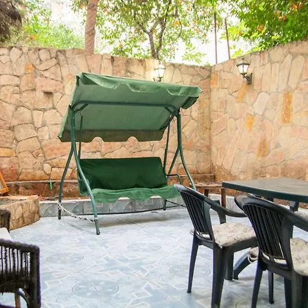 Modern Flat With Backyard Close To Karsiyaka Coast *