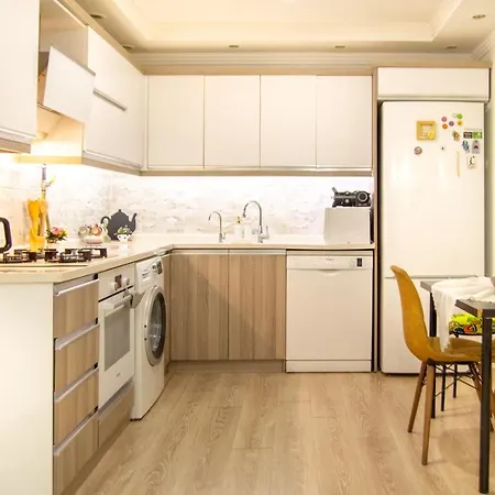 Modern Flat With Backyard Close To Karsiyaka Coast Σμύρνη
